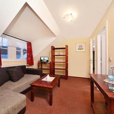 Hotel Erika Spindleruv Mlyn Bagian luar foto