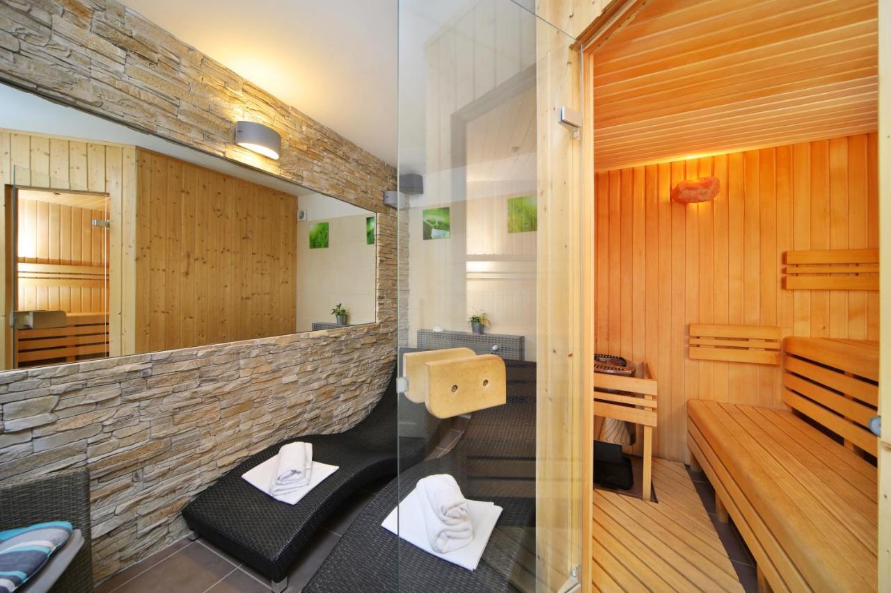 Hotel Erika Spindleruv Mlyn Bagian luar foto