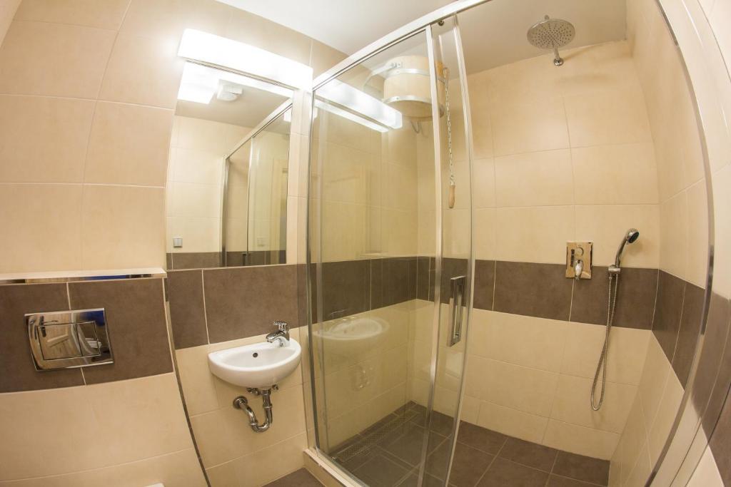 Hotel Erika Spindleruv Mlyn Bagian luar foto